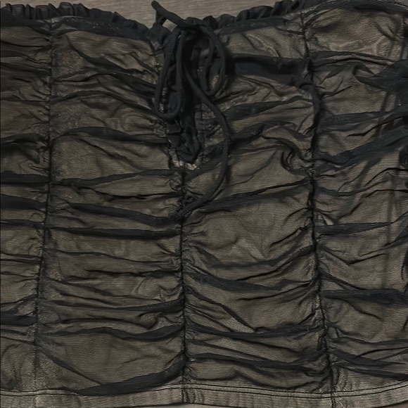 Forever 21 Black Ruched Strapless crop Top size OX US - Picture 2 of 5